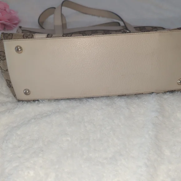 Gucci Authentic Monogram Tote GG Abbey Cream Leather Canvas Medium Bag EUC Chic - Picture 9 of 14